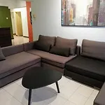 3 Rooms 10 Pax Vka Near Lrt Axiata Bkt-Jalil Imu Apu